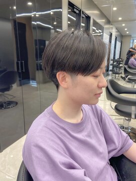 ハルキミナトジャパン センダイ(HARUKI MINATO japan SENDAI) 刈り上げショート