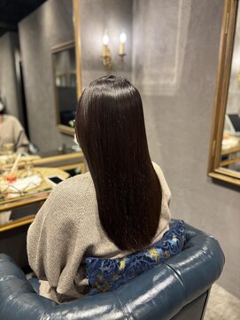 アルベラ(ALVELLA) 暗髪艶カラー