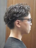 ノーエン(noen)&nbsp;佐賀シャドウパーマニュアンスパーマメンズマッシュフェード