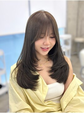 アイシー 表参道(ICY) ワンカールレイヤーカット/オリーブグレージュ/オリーブベージュ