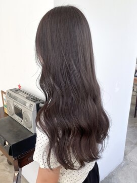 ヘアーアイストゥーレ(HAIR ICI TRE) ブリーチなしダブルカラー オリーブ 担当渡辺聖