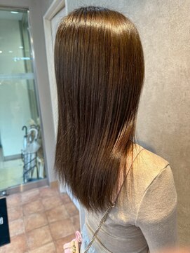 パーミル ルモ クマモト(permille ‰ LUMO Kumamoto) サラ艶×オリーブベージュ