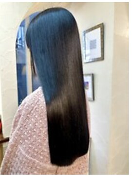 五感鷹匠 髪の診療所 うる艶ストレートスタイル