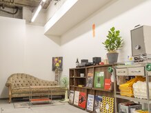 バーバーカリミチ(Barber karimichi)の雰囲気（店主の趣味が詰まった、心休まる空間）