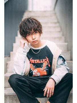 クオン 伊勢崎(QUON.) 【L.O.G 伊勢崎】王道マッシュウルフ