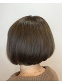 アッシュベージュショートボブ