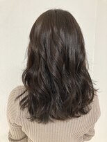 アングゥ ウル(ungu ul)&nbsp;グレージュカラー