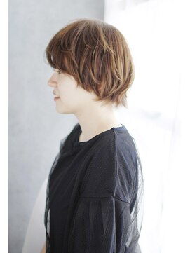 ミラー プラス エヌ(MIRROR+n) 20代30代40代　大人ショートボブ【宝塚】