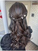 ハーフアップ　大人可愛い　お呼ばれヘア　巻き髪