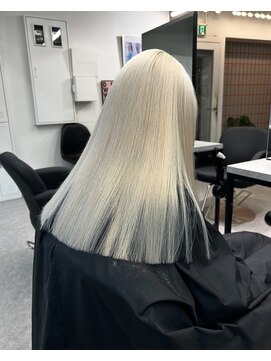 ペレ 渋谷(PELE) 黒髪/ボブルフ/ネビージュ/小顔/ワンレン/水戸/髪質改善/前髪