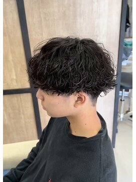 メンズギフト(men's GIFT) ツイストスパイラル波巻きパーママッシュツーブロック刈り上げ