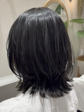 レジット 海老名(Legit) 20代30代40代◎外はねくびれレイヤーSHURI