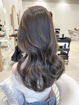 ノエシキカ(noe sikika) ミディアムヘア/暗めカラー/グランマッシュ/栄e28