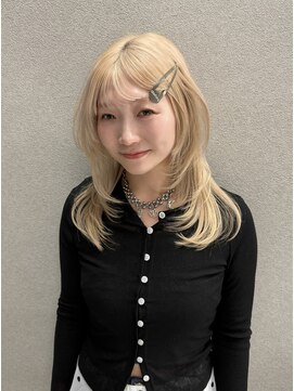 レイヤーカット/ハイトーン/ハッシュカット/トリートメント