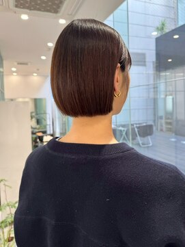 ガリカ 大名(Gallica) <ゲスト>ぱつっとラインと美しい収まり、大人のコンパクトボブ