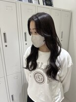ジーナ 吉塚(Zina)&nbsp;ダークブラウン【福田れん】吉塚美容室 髪質改善 顔周りカット