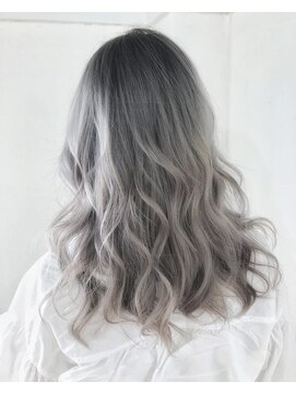 アンフィドットドゥルドゥ(AnFye.dueldo) 【AnFye.dueldo 】ホワイトシルバー  ×  グラデーション