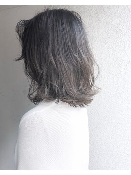 ヘアーアンドアトリエ マール(Hair&Atelier Marl) 【Marl】細かいハイライト入りグレージュカラー♪
