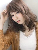 トッカ ヘアアンドトリートメント 難波店 フェミニン×無造作ウェーブ