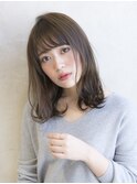 大人可愛いミディアムヘア・小顔カットのザシーバイアフロート