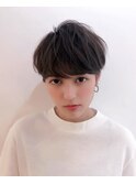 【エッジショートデザインカラー丸みショート無造作カール】