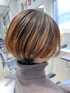 テトヘアー(teto hair) ショートボブ、バレイヤージュ、グラデーションカラー