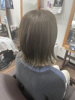 ヘアー ワンアビル(Hair One Abile)&nbsp;外ハネオリーブグレージュ