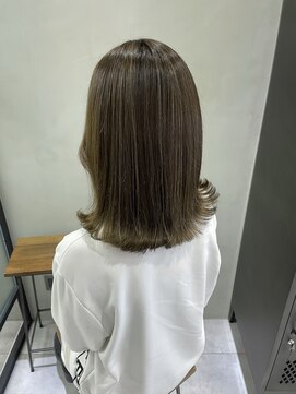 フェリア 松山(Feria) 【Feria松山】ハイライト×ミルクティーベージュ‐相原愛梨‐