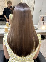 ヴィオットバイサロン(Viot by Salon)&nbsp;前髪マチルダボブピンクベージュツヤ髪