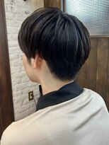 ラティ(Ratie)&nbsp;自然体がカッコイイ！ナチュラルに動く前下がりセンターパート