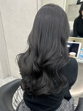 ロンド マーレ 天神大名店(Lond mare) レイヤーカット/小顔/顔まわり/透明感カラー/黒髪