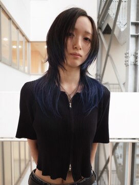 ヨー(Yoh-) 【ロングウルフ/ササキケイスケ】レイヤー/ウルフカット