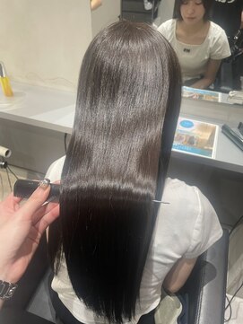 アルーシェ 新宿店(Alushe) グレージュ 髪質改善