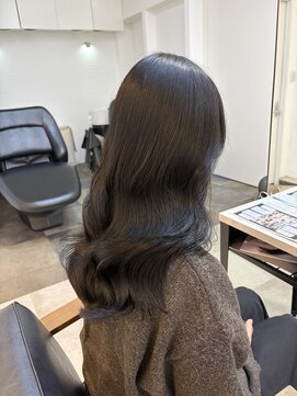 アルメリア 池袋(Arumeria) 大人可愛いダークグレーブラックグレー透明感艶髪10代20代