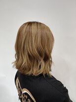 モアヘアー(MORE-HAIR)&nbsp;ハイライトを活かしたヘアカラー^♪