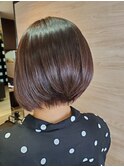 前下がりショートボブ