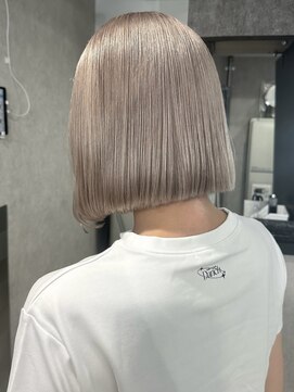 ロウル 渋谷(LOWRL) ボブスタイル/ホワイトミルクティー/グレージュ/ケアブリーチ