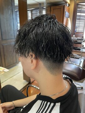 リットジェンツ 千葉(Lit Gents) カット&ツイストスパイラルパーマ【SHOHEI】