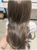 まろみベージュ