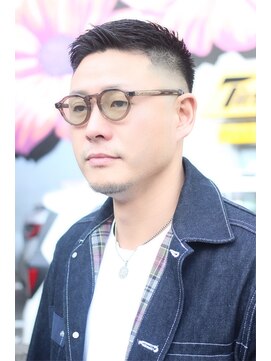 マーズ(MARS) クロップスタイル×スキンフェード×アップバング/20代30代40代