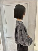 YOKE 切りっぱなしボブ丸くないボブ艶髪アッシュブラック