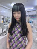 ターコイズブルー前髪インナーカラー