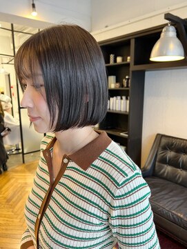 ジリ(JILI) ぷつんボブ ×透明感カラー ▽福永