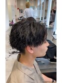 ツイストスパイラルマッシュ刈り上げツーブロックメンズパーマ
