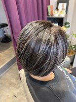 ソフ(soph) ハイライトボブ