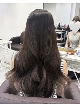 アイズ 横浜(IS) 【nanami指名】ミルクティーブラウン