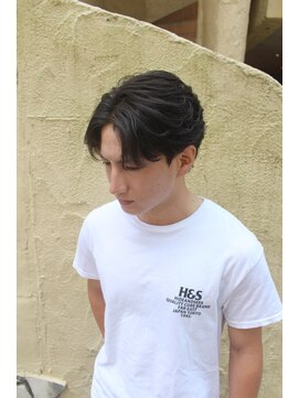 カットワークススリックバイフェローズ(CUT WORKS SLICK by fellows) ニュアンスセンターパート