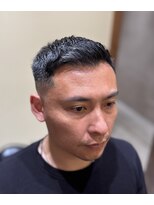 フォーコーナーズ(Four Corners)&nbsp;スキンフェードツーブロック刈り上げジェットモヒカンマンバン
