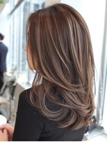 ハーツ(Heart's)&nbsp;ミディアムレイヤー脱白髪染め白髪ぼかしカラー 40代50代60代