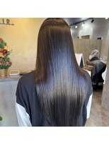 イーラヘアー(ERA HAIR)&nbsp;髪質改善トリートメント×ネイビー艶カラー